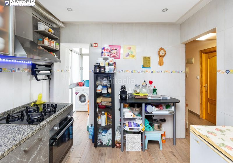 Foto e398fe23-6c22-458a-bdb0-c29d366b6555. Pis a Barrio de Zaidín Granada