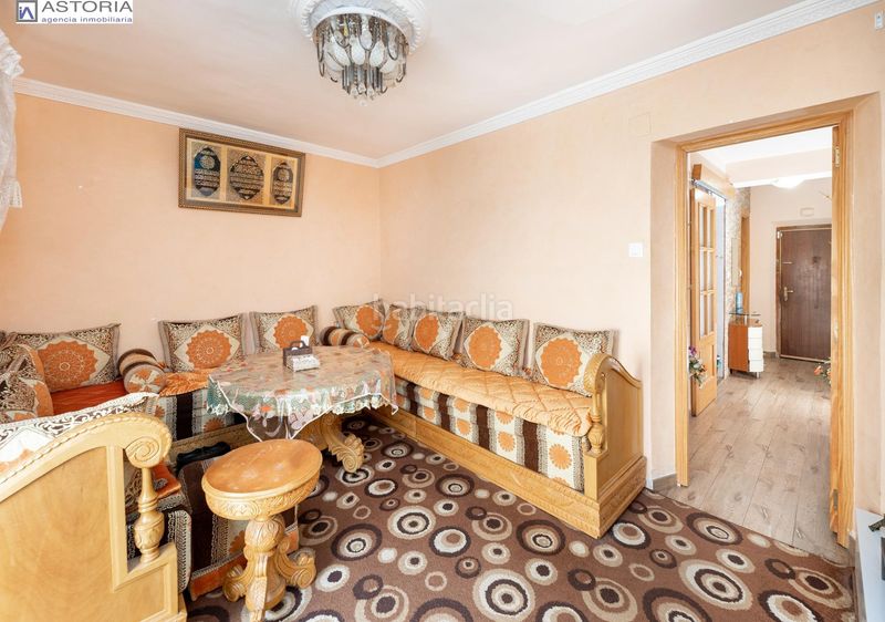 Foto f5870955-ee12-4bf2-9ea2-87b9b9618f93. Pis a Barrio de Zaidín Granada