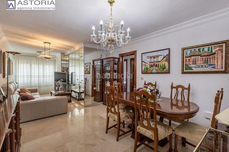 Foto 31bbd0d5-f6bd-48f4-b244-432fb93a4c24. Pis amb aparcament a Pajaritos Granada