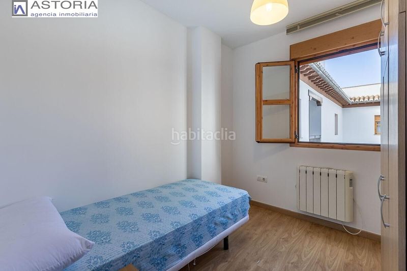 Foto 28aa5bc4-dc05-419a-a124-d498d7a16ce9. Dúplex a San Ildefonso Granada