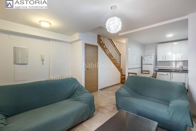 Foto c3933adc-7c1e-4023-9204-9b8b509577e8. Dúplex a San Ildefonso Granada