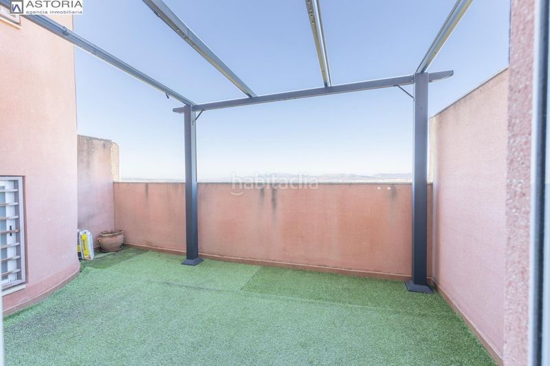 Foto 13b0babb-c85e-45d0-a78b-4b5e1284d0bc. Piso  con cochera en Barrio de la Vega Monachil