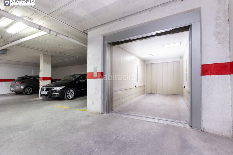 Foto 61997e57-89db-4ea1-9a5f-4ca5f8313dce. Piso  con cochera en Barrio de la Vega Monachil