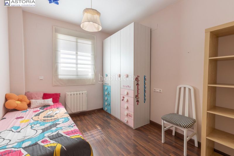 Foto 668f8003-fe47-468b-8c8d-81896b9ff974. Piso  con cochera en Barrio de la Vega Monachil