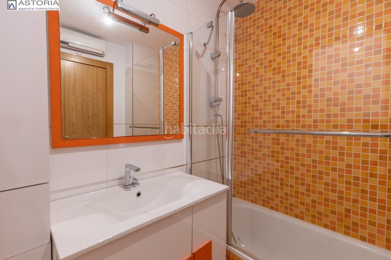 Foto b82a08d0-753e-4b13-9e39-e4a0f4cb94e2. Piso  con cochera en Barrio de la Vega Monachil