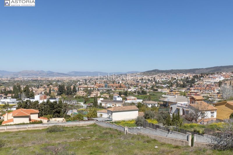 Foto da9b518e-db20-407c-8a97-965206904f47. Piso  con cochera en Barrio de la Vega Monachil