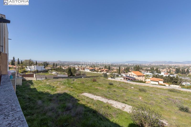 Foto f8e341a3-2f66-475e-ada6-dc6251c8bd32. Piso  con cochera en Barrio de la Vega Monachil