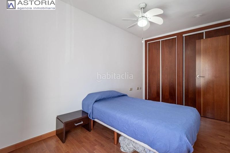 Foto 0e2f025b-4bac-4926-9990-12d3fec57bf4. Flat with heating parking in Barrio de la Vega Monachil