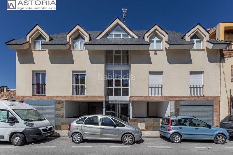 Foto d9f319bc-fb17-4662-bc05-b3c9bb0121a9. Flat with heating parking in Barrio de la Vega Monachil