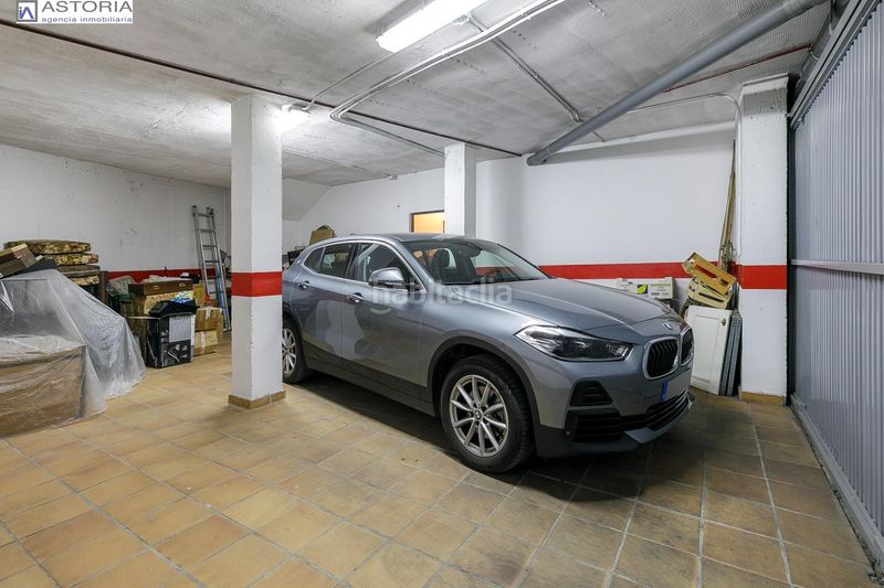 Foto c32d1011-4306-406d-ac62-e53e134b616e. Casa aparellada amb calefacció aparcament a Barrio de Albaicín Granada