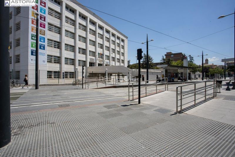 Foto d6a5940d-6237-46d3-aac2-485ebe6adaa7. Pis amb calefacció a Centro - Sagrario Granada