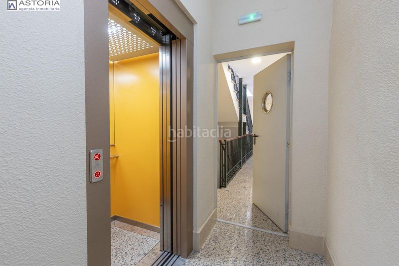 Foto d8e0153b-f196-4128-bd72-9075341dfe9d. Pis amb calefacció a Centro - Sagrario Granada