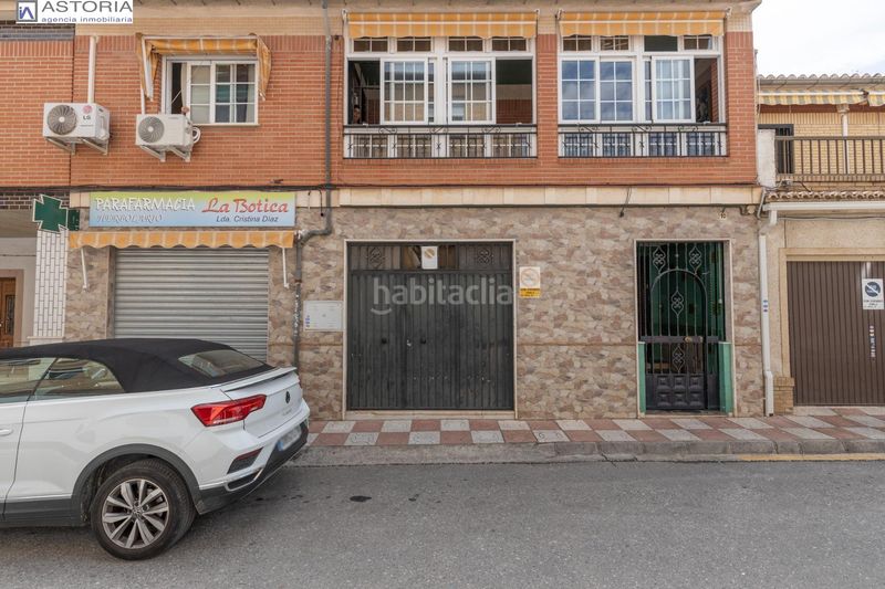 Foto 0c099f2d-3b88-40a1-8015-79c419c00e7d. Casa amb aparcament a San Miguel Armilla