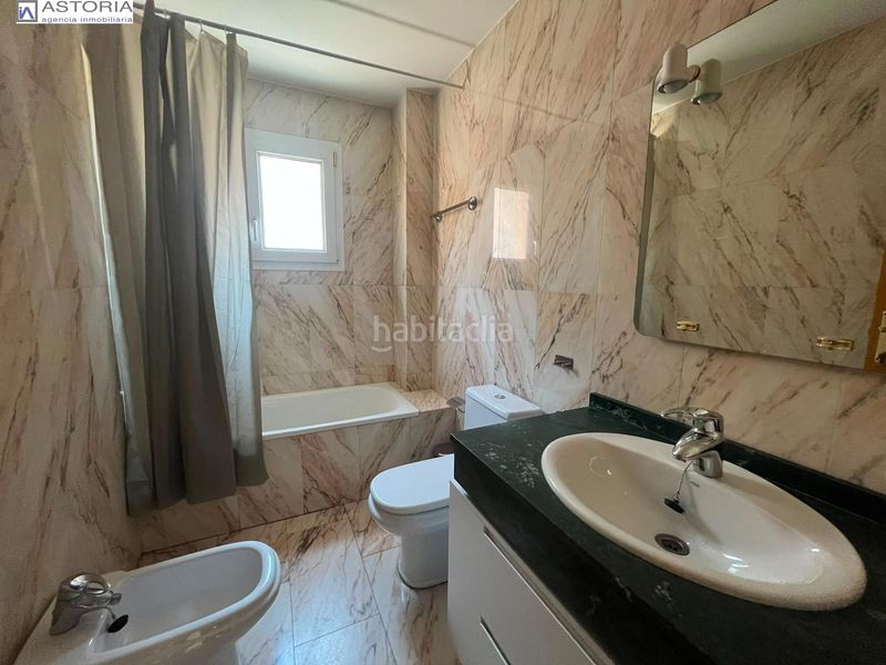 Foto daf17fa3-f1a6-4616-8b38-8edbf88869b1. Rent flat in calle gorrión 1 in Pajaritos Granada