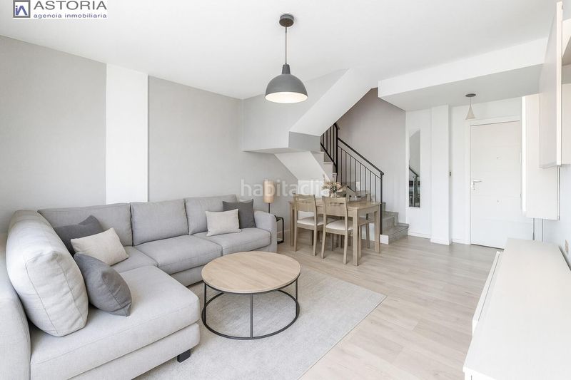 Foto df7298ae-5b2d-41b2-8028-8302d7dafbf2. Dúplex oportunidad ! duplex en Gójar