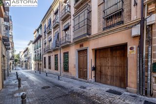 Aparcament cotxe a Calle Ancha de la Virgen