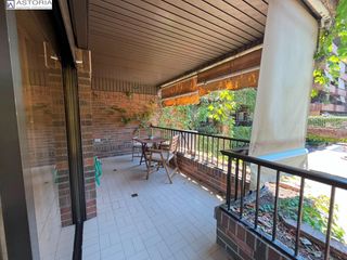 Miete Appartement in Avenida divina pastora 9. Apartamento amueblado en la urbanización triunfo jardín