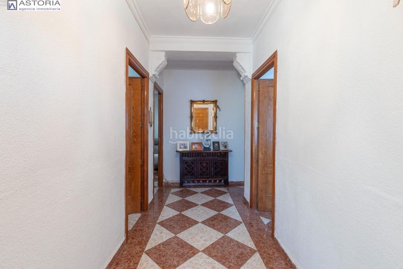 Foto 3380d079-f67f-43dd-82a2-330c04011d04. Casa amb aparcament a La Zubia Ciudad Zubia (La)