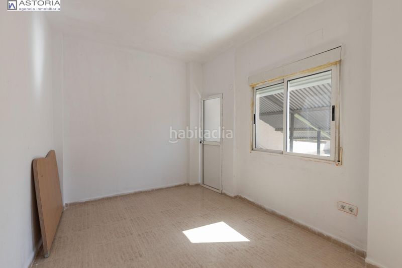 Foto 6d910e85-9e26-4fa3-aaac-ebf0d2e70578. Casa amb aparcament a La Zubia Ciudad Zubia (La)