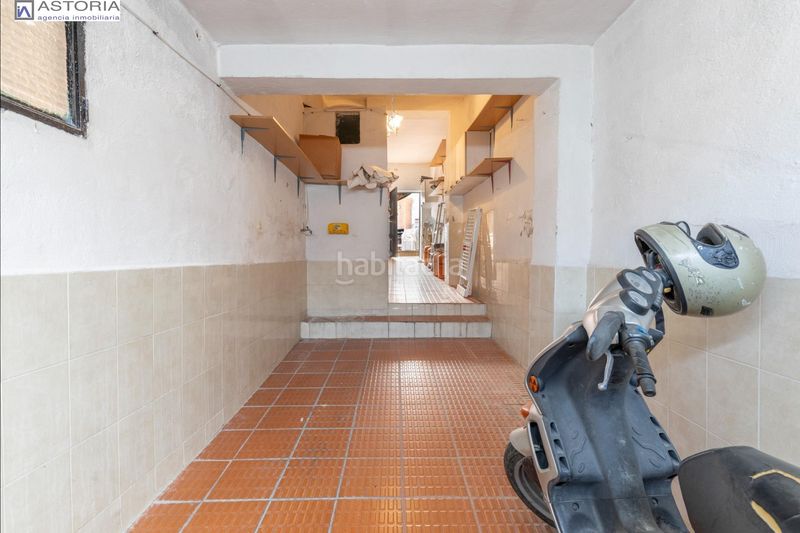 Foto b662a5b0-6c77-4be6-b2b5-df68411057f4. Casa amb aparcament a La Zubia Ciudad Zubia (La)