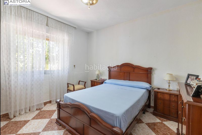 Foto e96f01cc-b9c8-4dc8-98db-6cf421e99bc8. Casa amb aparcament a La Zubia Ciudad Zubia (La)