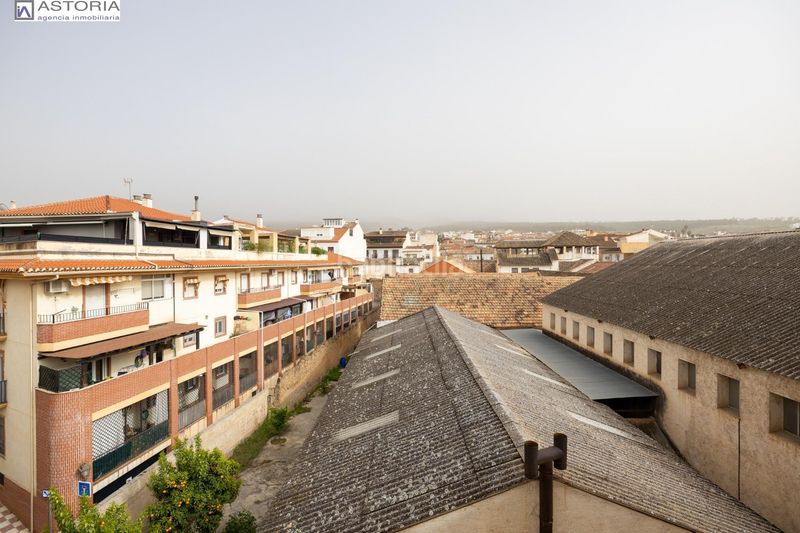Foto 4fb3789d-06a2-43b5-a3a0-75e7ce4ade09. Pis amb calefacció aparcament a La Zubia Ciudad Zubia (La)