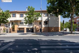 Casa adossada a GOBERNADOR PEDRO TEMBOURY 11