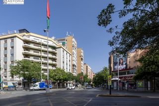 Pis  Camino de ronda. Gran piso en camino de ronda junto a calle recogidas con 212m2 c