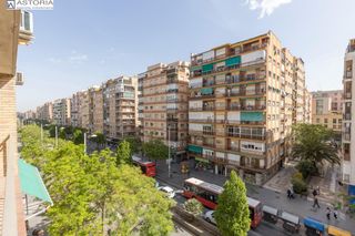 Flat  Calle jose recuerda. Piso con terraza y gran potencial junto a camino de ronda
