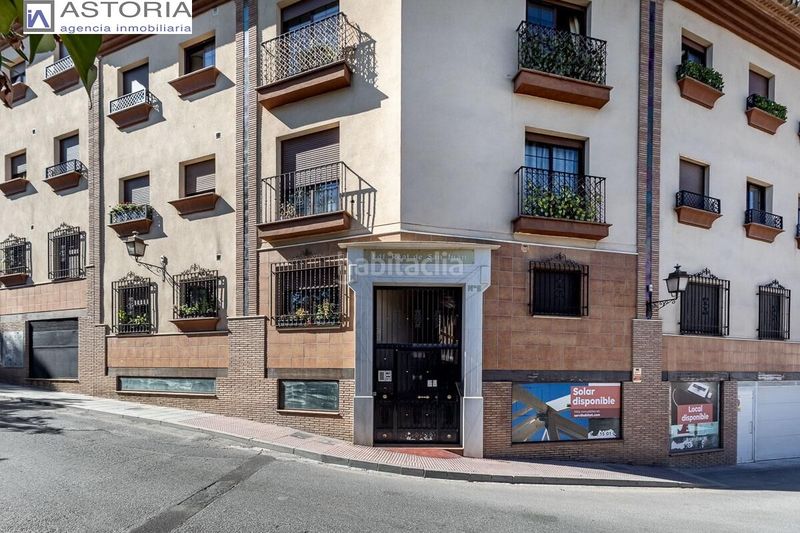 Foto 4bcb692e-3e97-488c-aa29-fbf966c987d1. Pis amb aparcament a La Zubia Ciudad Zubia (La)