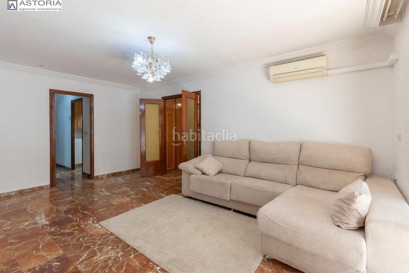Foto a86d3d98-7506-4189-930b-3c7432b2a278. Pis amb calefacció a Fígares Granada