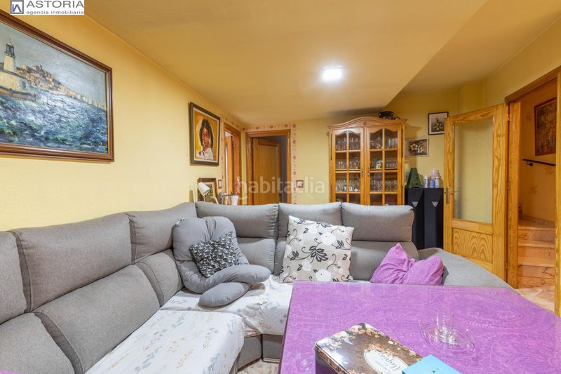 Foto 11ae7c0e-01d4-4e3b-aeb8-fead5ef1edb9. Casa adossada amb calefacció aparcament a Gójar