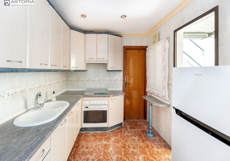 Foto a8653873-943c-433f-ac99-2bde85490de1. Casa  en venta en San Antón Armilla