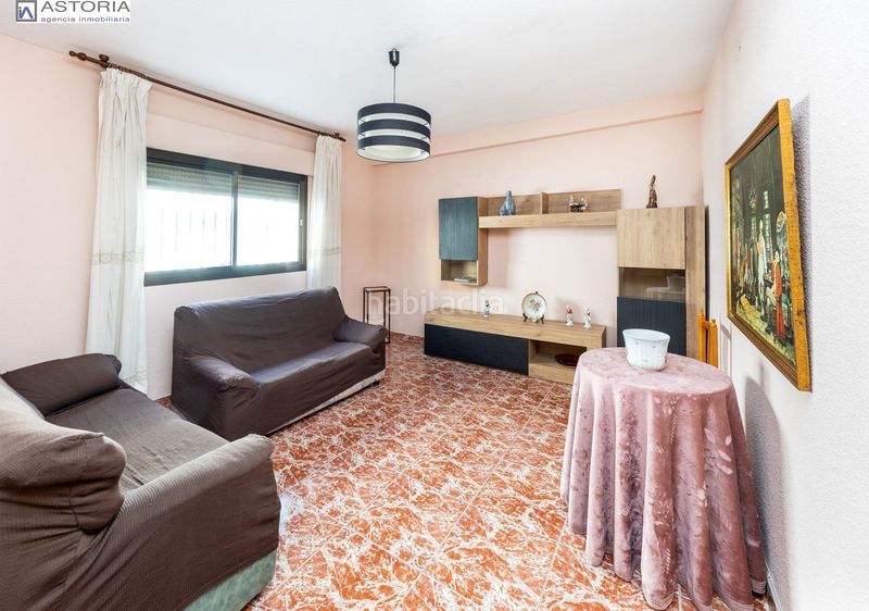 Foto d9e6e702-6f12-4ba9-8d91-0fda9ae2c545. Casa  en venta en San Antón Armilla