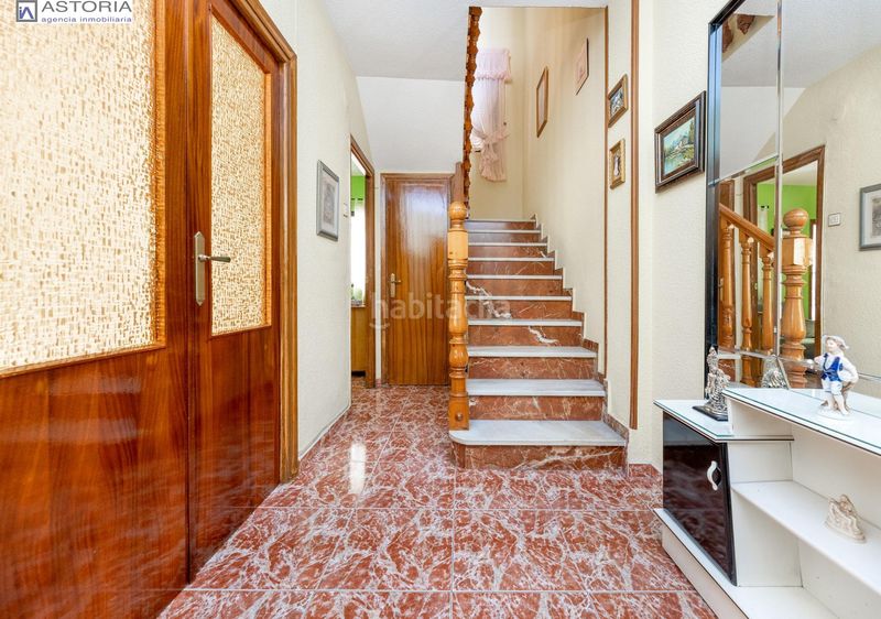 Foto e868fca6-989c-49ca-8240-9c2d7e2376ff. Casa  en venta en San Antón Armilla