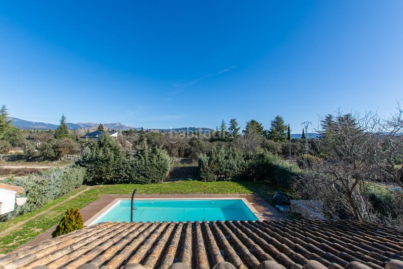 Foto bcc23c30-aca4-4ae7-a105-b350f1d55b9d. Chalet magnífico chalet 100% eficiente rodeado de naturaleza con vistas panorámicas a la increíble sierra en Guadarrama
