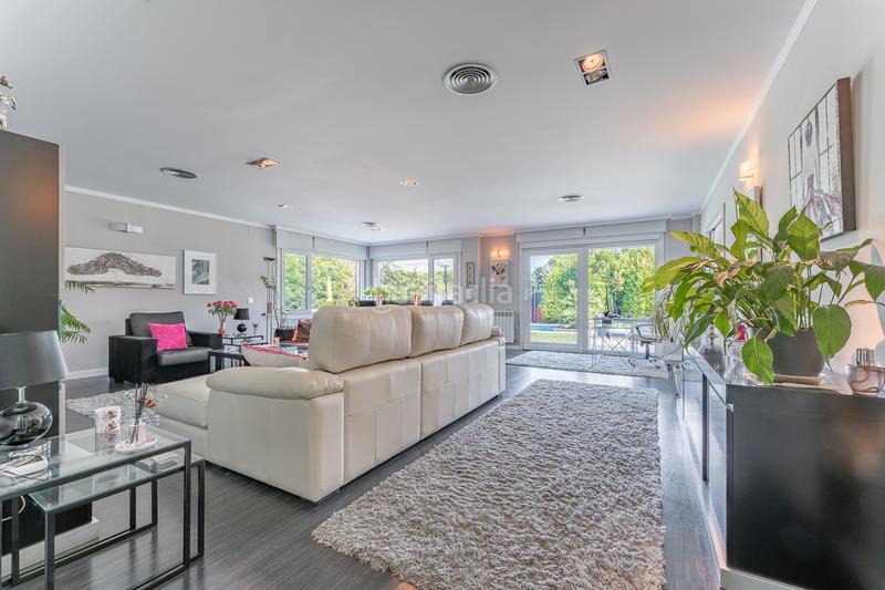 Foto 576ecf90-ce59-439f-8409-0f434bcd7388. Chalet avec chauffage parking piscine dans El Guijo-Colonia España Galapagar