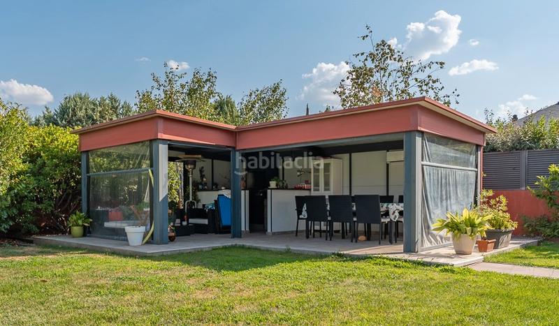 Foto 70fc1de3-b3d3-434d-937a-ee745f85eb66. Chalet avec chauffage parking piscine dans El Guijo-Colonia España Galapagar