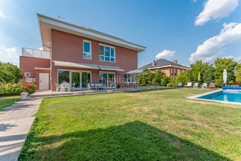 Foto da2a6990-7545-47bd-bcb0-683454dae088. Chalet avec chauffage parking piscine dans El Guijo-Colonia España Galapagar