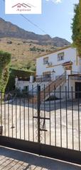 Masia a Ctra. Circunvalación - La Magdalena. Se vende finca de 9.200m2 con casa en la mella