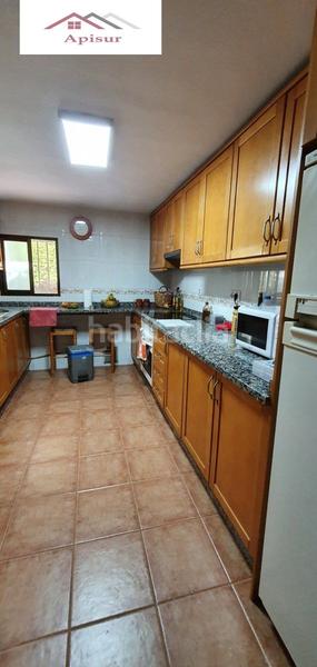 Foto 4569e64c-6ab6-430c-845b-ba10deec1eb1. Mas avec piscine dans Ctra. Circunvalación - La Magdalena Jaén