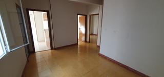 Pis en Ctra. Circunvalacin - La Magdalena. Se vende piso junto a puerta de martos.