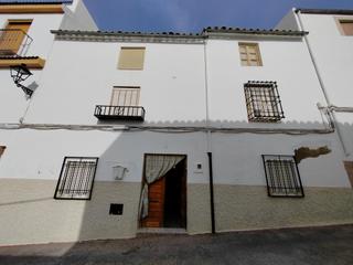 Casa en Pegalajar. Se vende casa en pegalajar