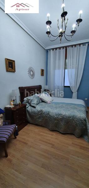 Foto 5fb3db1d-c695-4711-a2d6-8864e06b18d3. Piso se vende piso en el centro en San Ildefonso - Catedral Jaén