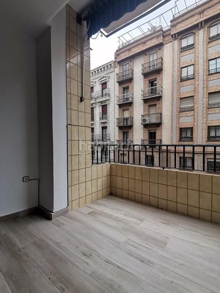Foto 6eae6225-c186-450d-9a3e-8cc7a00d7072. Alquiler piso se alquila piso en zona san ildefonso centro en Jaén