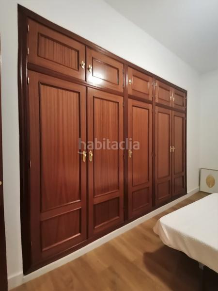 Foto e8396ab8-7b09-4f3a-859d-0fac387f1b70. Alquiler piso se alquila piso en zona san ildefonso centro en Jaén