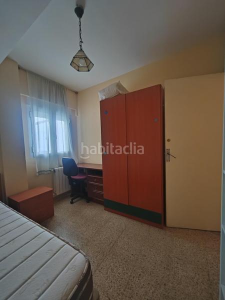 Foto cae5100d-c15e-4a00-8d5b-9920d4b685e4. Lloguer pis amb calefacció a Peñamefecit - Avda Barcelona Jaén