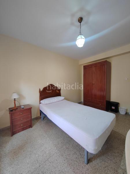 Foto 194567be-1e7f-4f41-aade-c1a299113fd6. Rent flat with heating in Peñamefecit - Avda Barcelona Jaén
