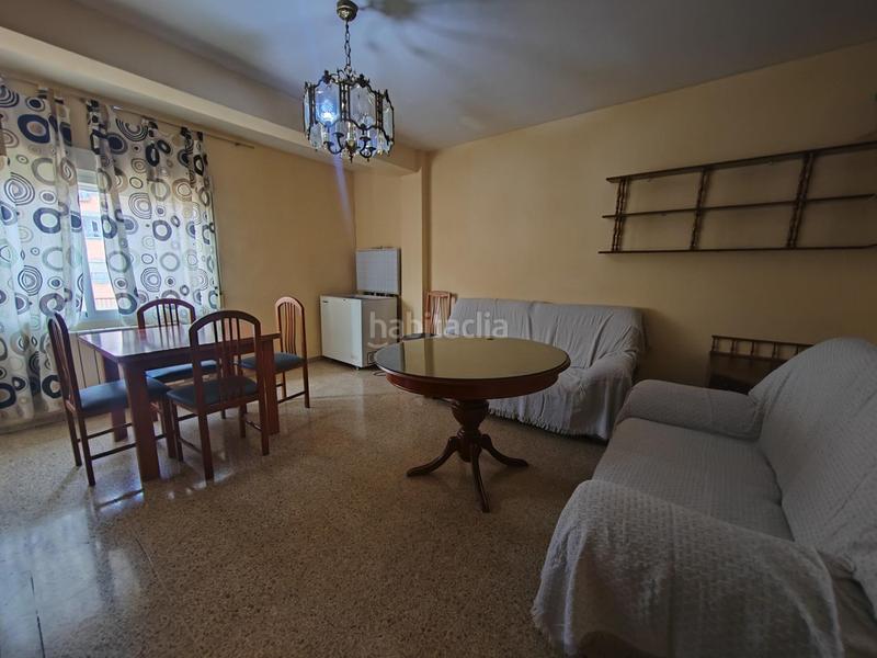 Foto 47cfc222-1367-4cc2-b0a4-6c5545da0940. Rent flat with heating in Peñamefecit - Avda Barcelona Jaén