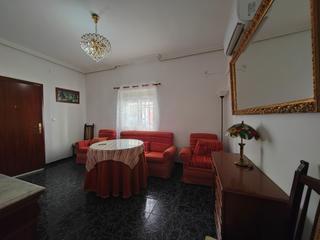 Miete Etagenwohnung in Peñamefecit - Avda Barcelona. Se alquila piso en zona peñamefecit
